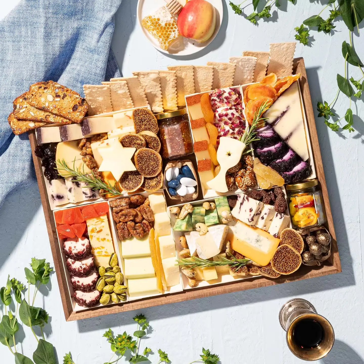 cheese platter delivery when hosting a party
