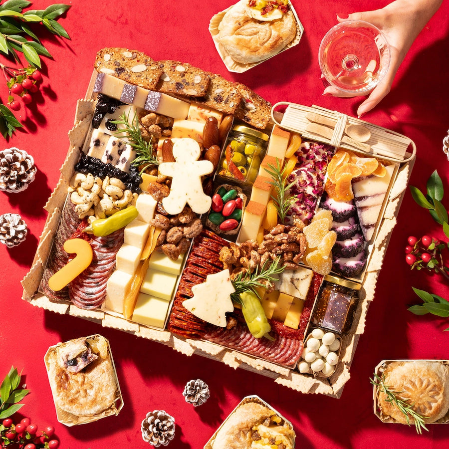 Holiday Bundle (Large Charcuterie Board + 4 Brie)
