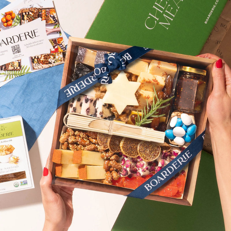 Jewish Holiday Classic Cheese Board (No Meat)